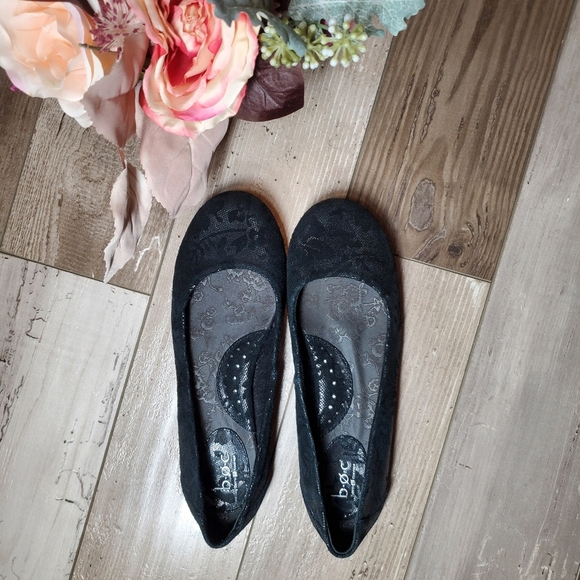 b.o.c. black floral lace pattern leather women's ballet flats size 7/38 euc - Picture 5 of 16